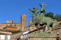 Pizarro's statue