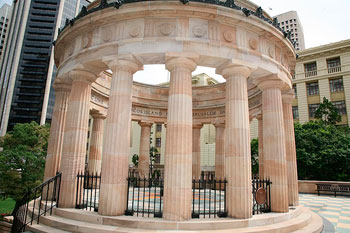 Cenotafio en Anzac Square Cenotafio en Anzac Square
