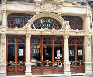 Majestic Café