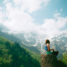 Tampoco faltan los términos extraños pero alegres