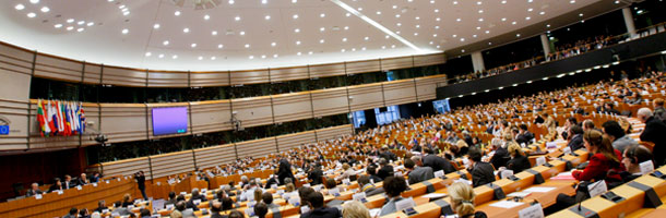 Toma nota de estas becas de prácticas de traducción si es que eres traductor