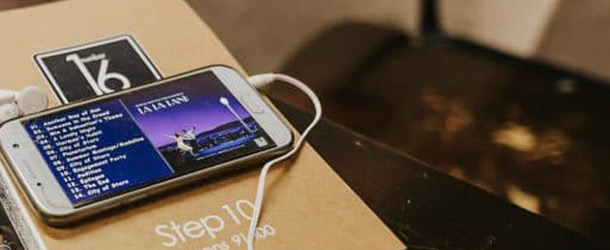 Perfecciona tu inglés con karaoke veraniego