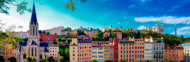 Dentro de las ciudades para aprender francés a recomendar está Lyon