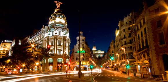 Sin embargo, el castellano es el idioma que menos información contiene en cada sílaba