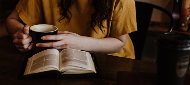 Descubre el papel de las mujeres lingüistas a lo largo de la historia