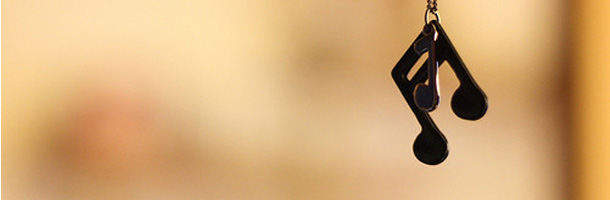 Aquí encontrarás las mejores páginas para aprender idiomas con música