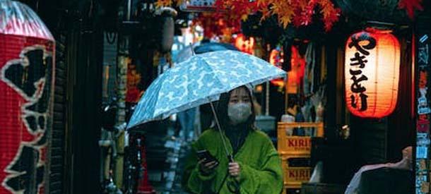 No debes usar honoríficos al referirte a ti mismo