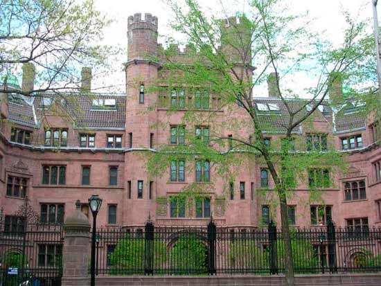 delicadeza ángulo Por lo tanto Yale: el prestigio hecho universidad - infoidiomas
